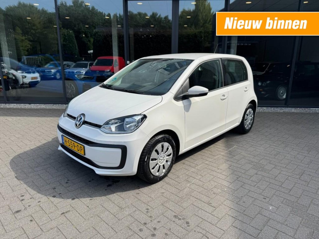Volkswagen Up! - 1.0 BMT move up! 1.0 BMT MOVE UP! 5-drs,1e Eig,Airco,Navi,Elekt Pakket,DAB,Dealer OH, - AutoWereld.nl