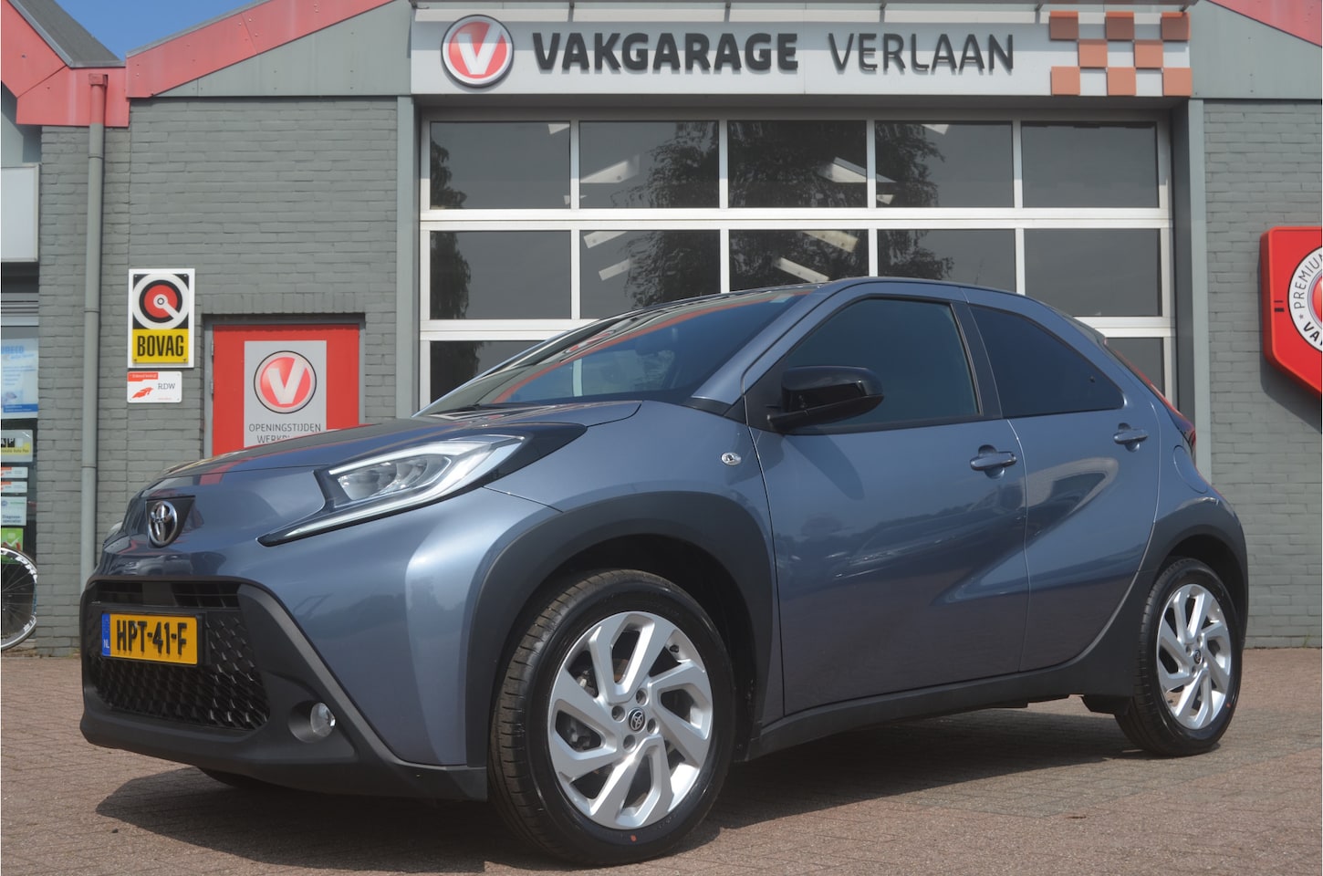 Toyota Aygo X - 1.0 VVT-i S-CVT first clima, stoelverwarming - AutoWereld.nl