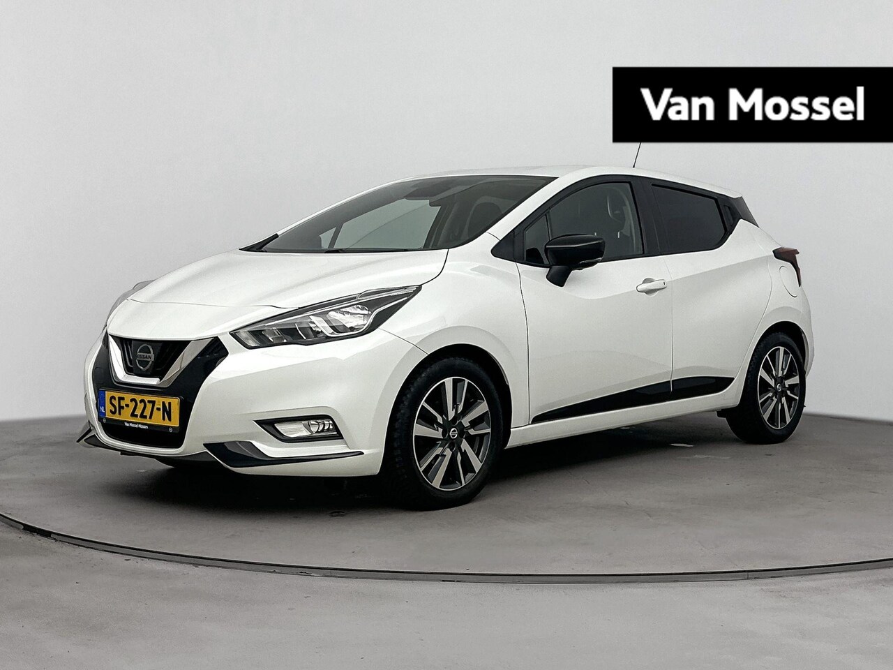 Nissan Micra - 0.9 IG-T N-Connecta 90PK | Navigatie | BOSE Audio | 360 Camera | Dodehoekdetectie | Climat - AutoWereld.nl