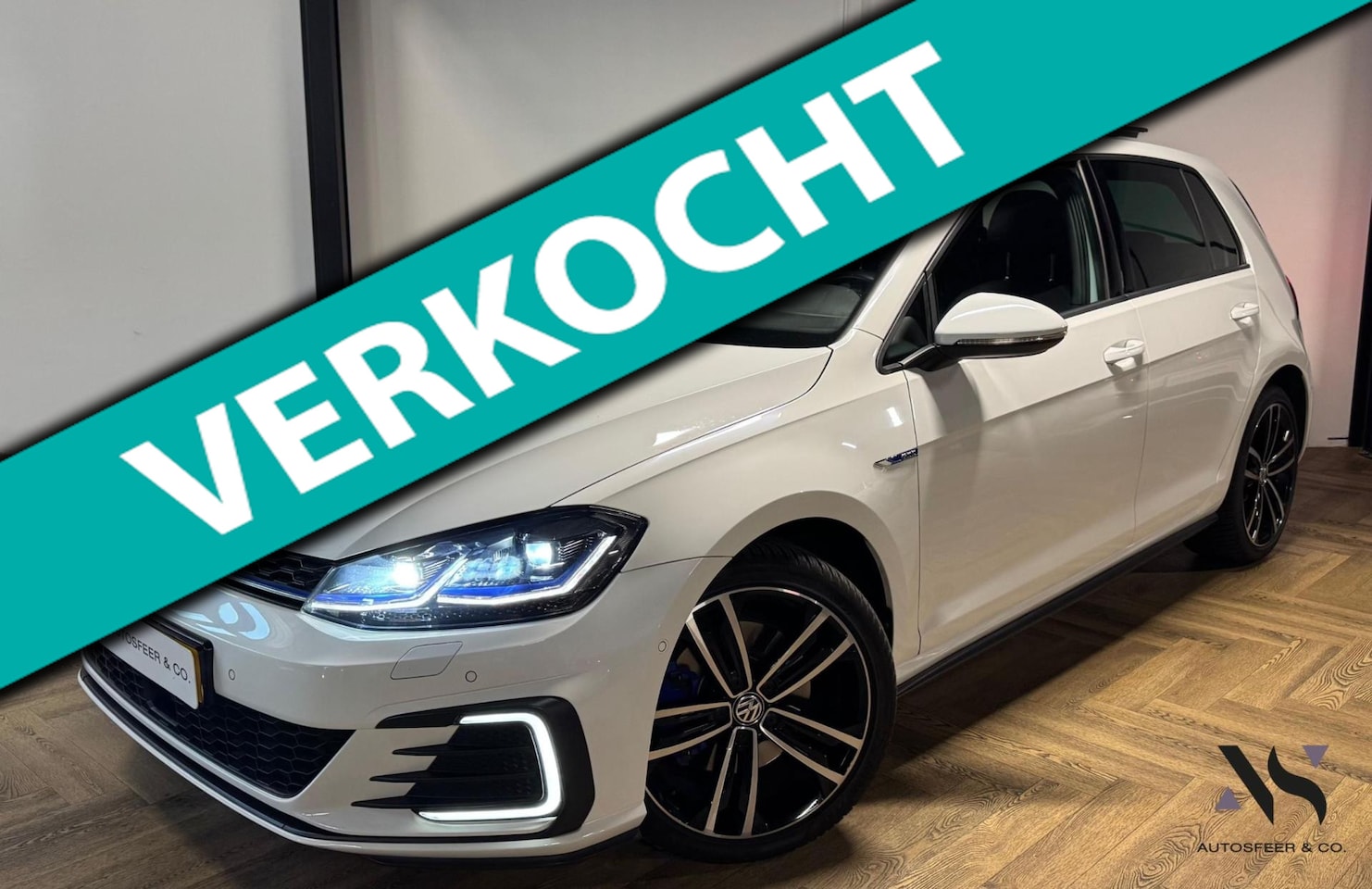 Volkswagen Golf - 1.4 TSI GTE CAM BLINDSPOT - AutoWereld.nl