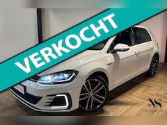 Volkswagen Golf - 1.4 TSI GTE CAM BLINDSPOT