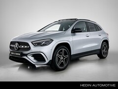 Mercedes-Benz GLA-Klasse - GLA 250e Automaat Business Solution AMG | Nightpakket | Trekhaak