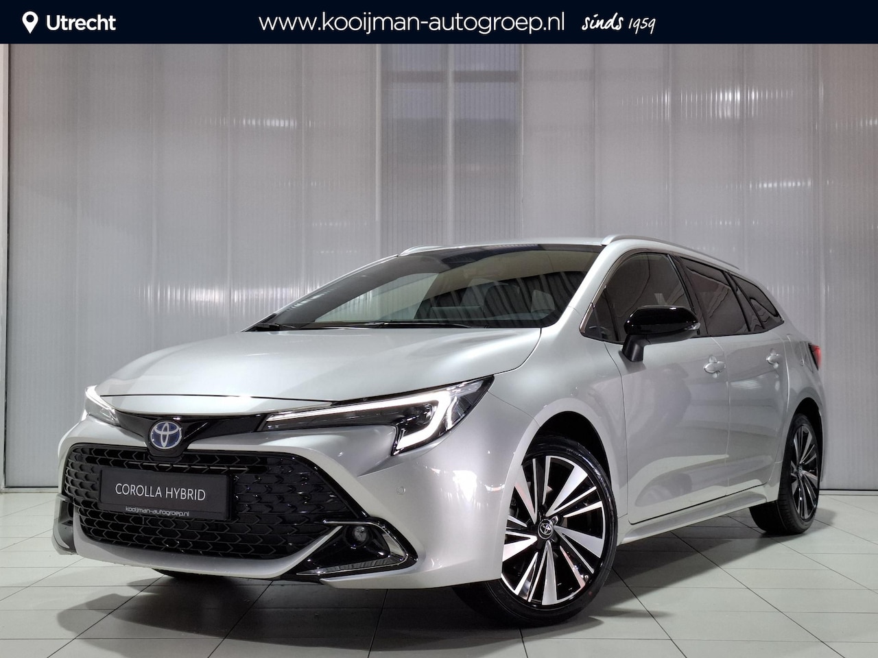 Toyota Corolla Touring Sports - Hybrid 180 Dynamic l Prijs inclusief lopende acties l - AutoWereld.nl