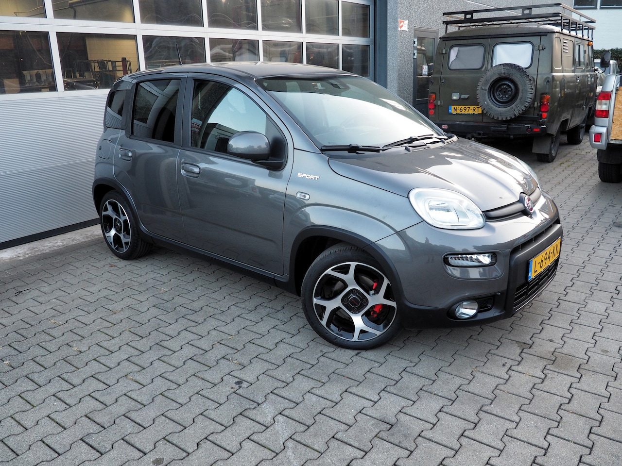 Fiat Panda - 1.0 Hybrid Sport CLIMA LM VELGEN PARKEER S. NL AUTO - AutoWereld.nl