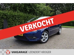 Ford Focus Coupé-Cabriolet - 1.6-16V Trend