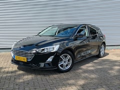 Ford Focus - 1.0 EcoBoost Titanium Business // Camera - Navi. - Winter Pack (Voorruit- en stoelverwarmi