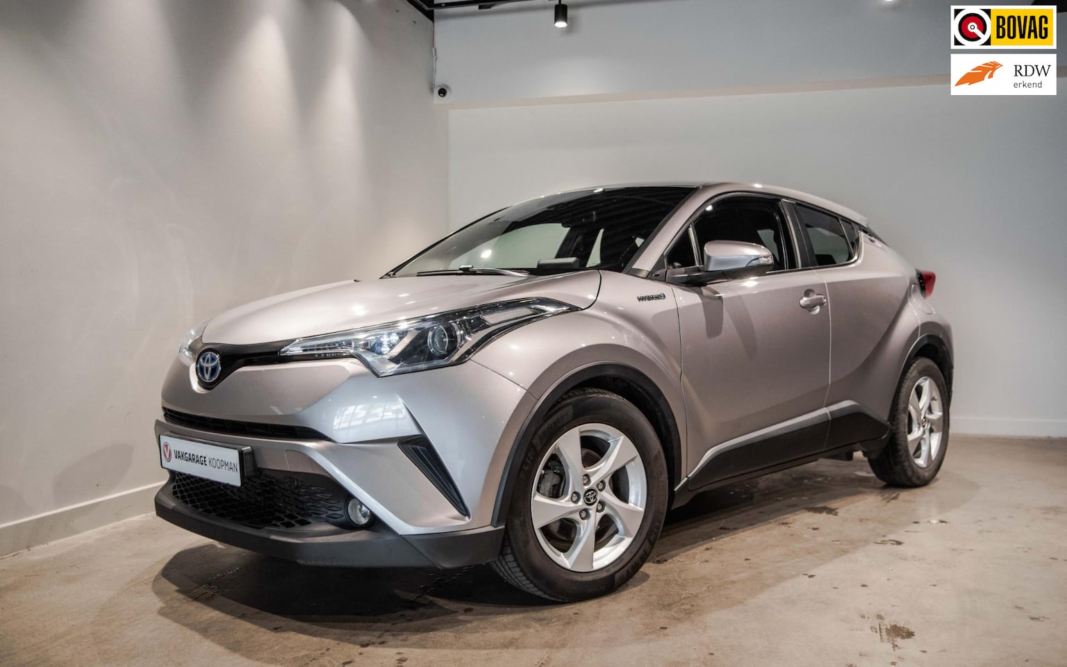 Toyota C-HR - 1.8 Hybrid Dynamic 1.8 Hybrid Dynamic - AutoWereld.nl