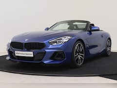 BMW Z4 Roadster - sDrive30i High Executive / M Sportstoelen / Adaptieve LED / Achteruitrijcamera / Active Cr