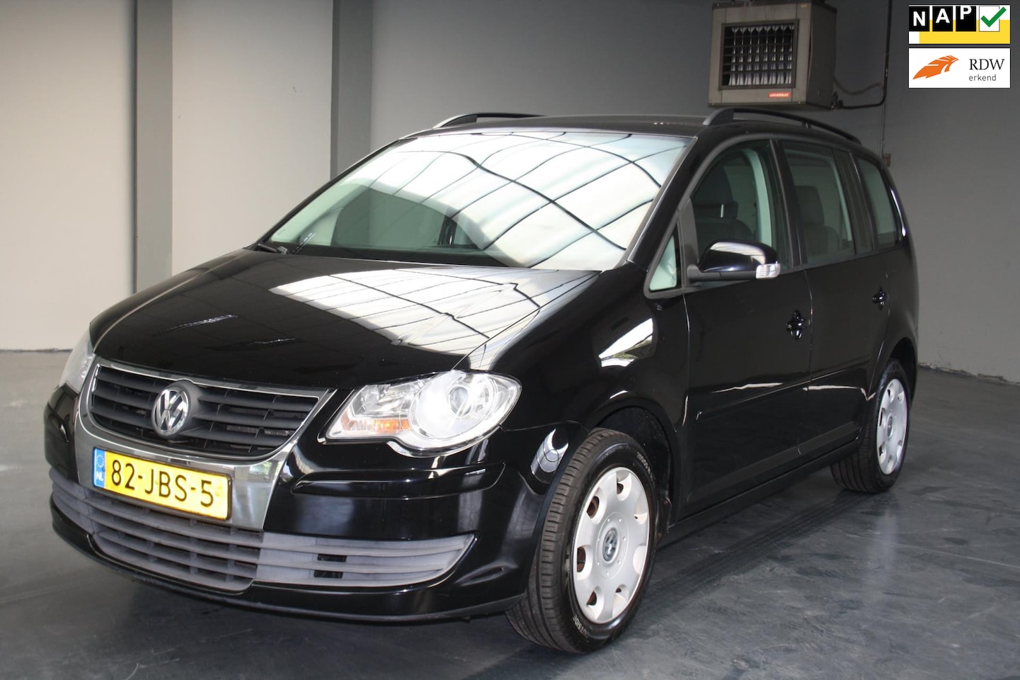 Volkswagen Touran - 1.4 TSI Comfortline Nette Auto, Clima, Trekhaak, Nieuwe Apk, Locatie ZEIST - AutoWereld.nl