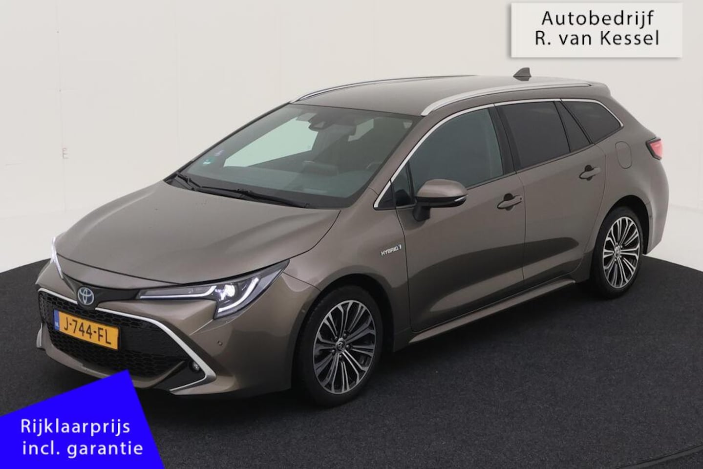 Toyota Corolla Touring Sports - 1.8 Hybrid Executive I 1e Eig. I NL-auto - AutoWereld.nl
