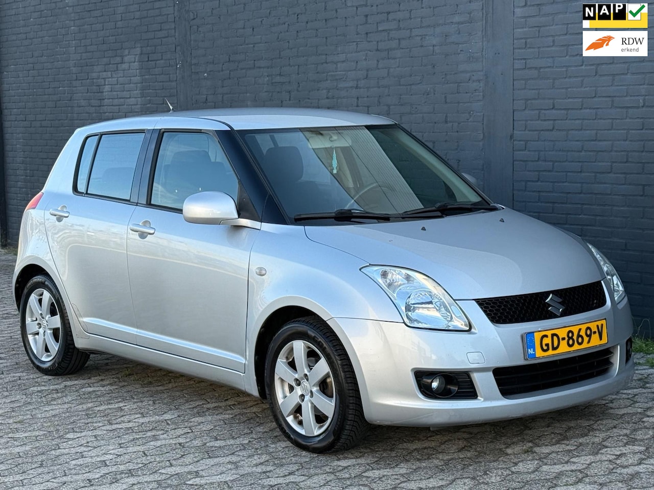 Suzuki Swift - 1.3 Comfort AIRCO 5drs nieuw APK NAP - AutoWereld.nl