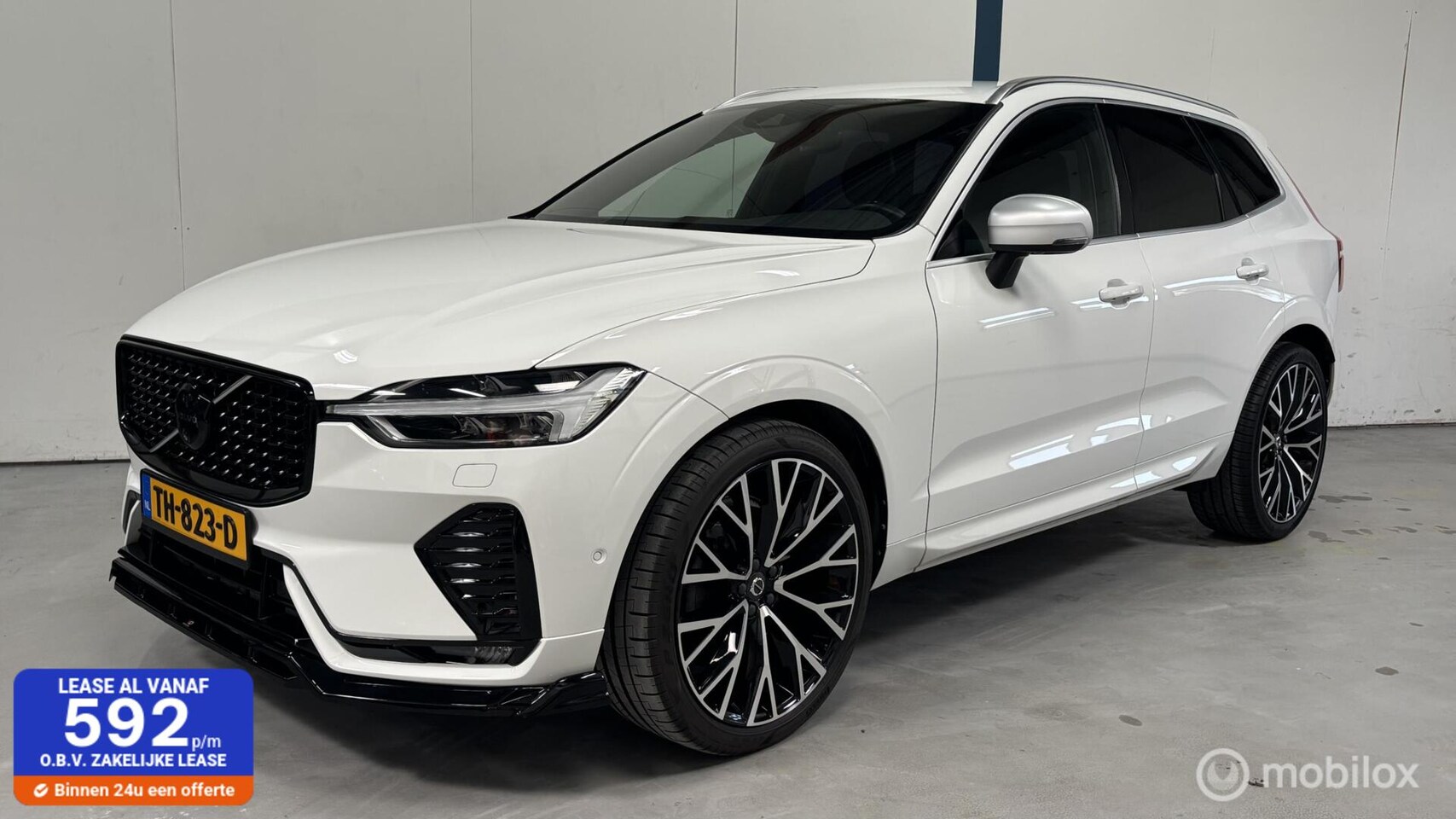 Volvo XC60 - 2.0 T5 AWD R-Design 360 CAMERA / ACC - AutoWereld.nl