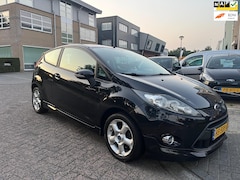 Ford Fiesta - 1.25 Trend RS ST uitgevoerd