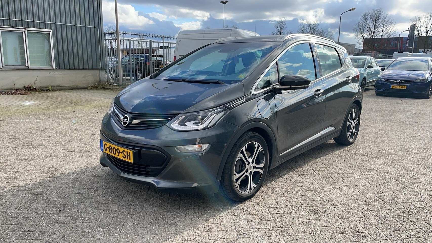 Opel Ampera-e - Business executive 60 kWh - AutoWereld.nl