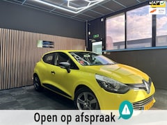 Renault Clio - 0.9 TCe Authentique Airco navi Trekhaak Soundsysteem Zeer nette Auto