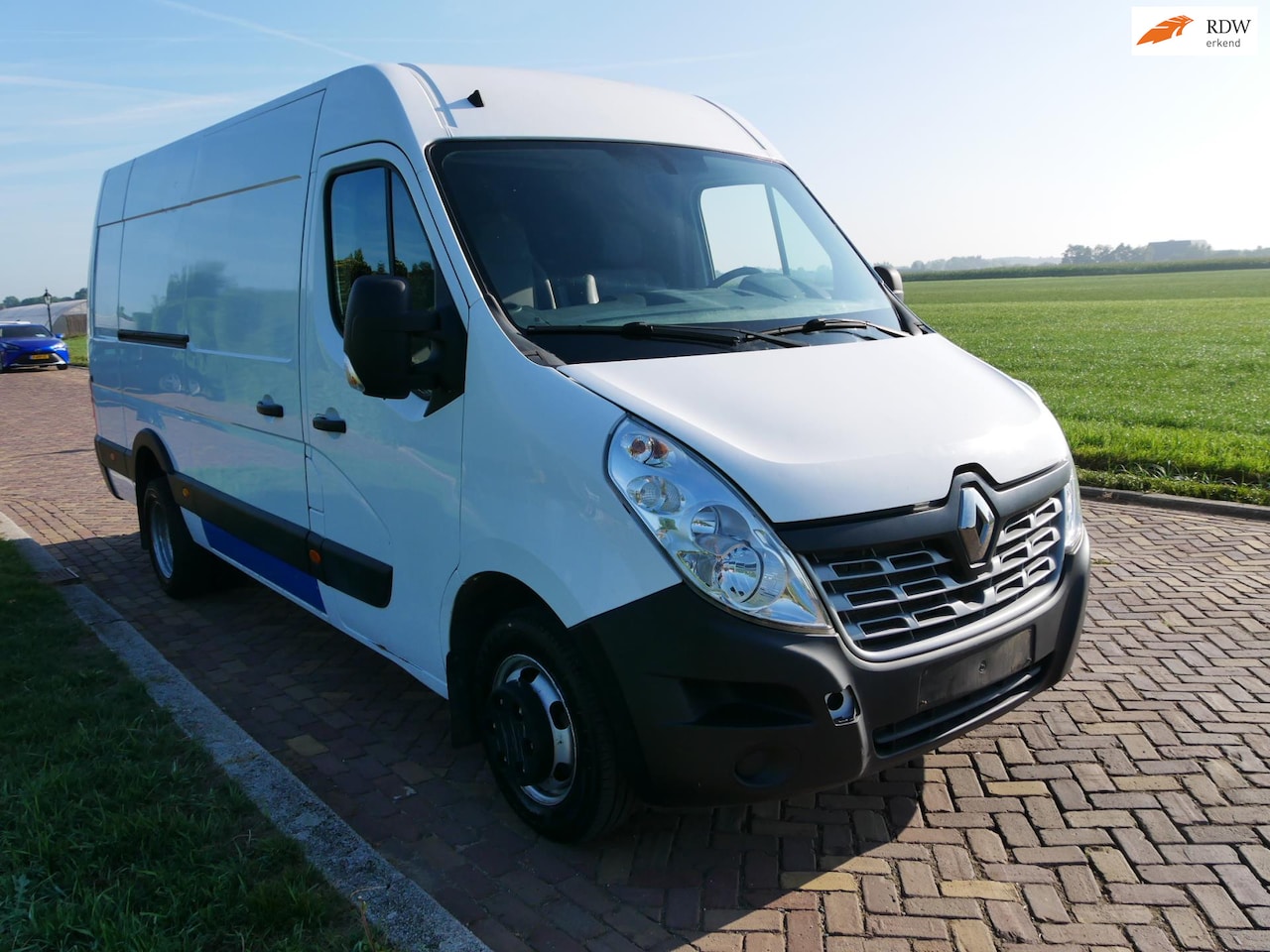 Renault Master - T35 2.3 dCi L3H2 96kW AC NAVI ** 11999 EX BTW ** - AutoWereld.nl