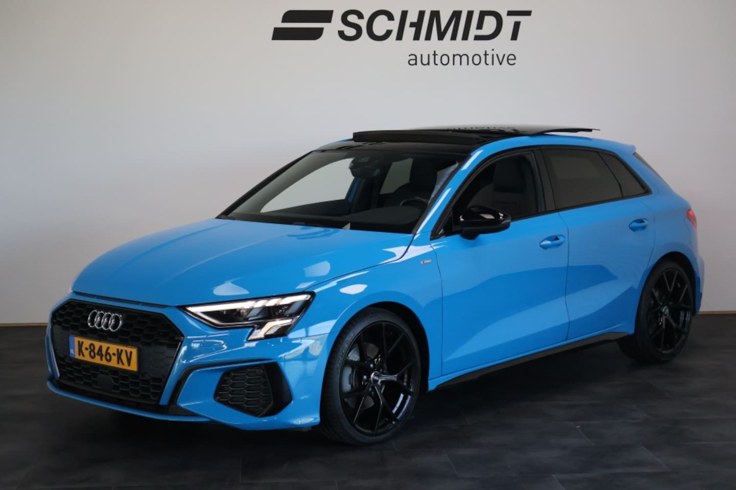 Audi A3 Sportback - 30 TFSI S edition | Panoramadak | Matrix LED | ACC | 19" - AutoWereld.nl