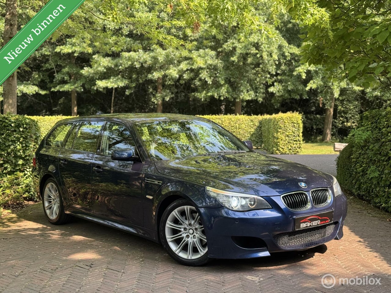 BMW 5-serie Touring - 523i - M-pakket - Sport stoelen - M5 - - AutoWereld.nl