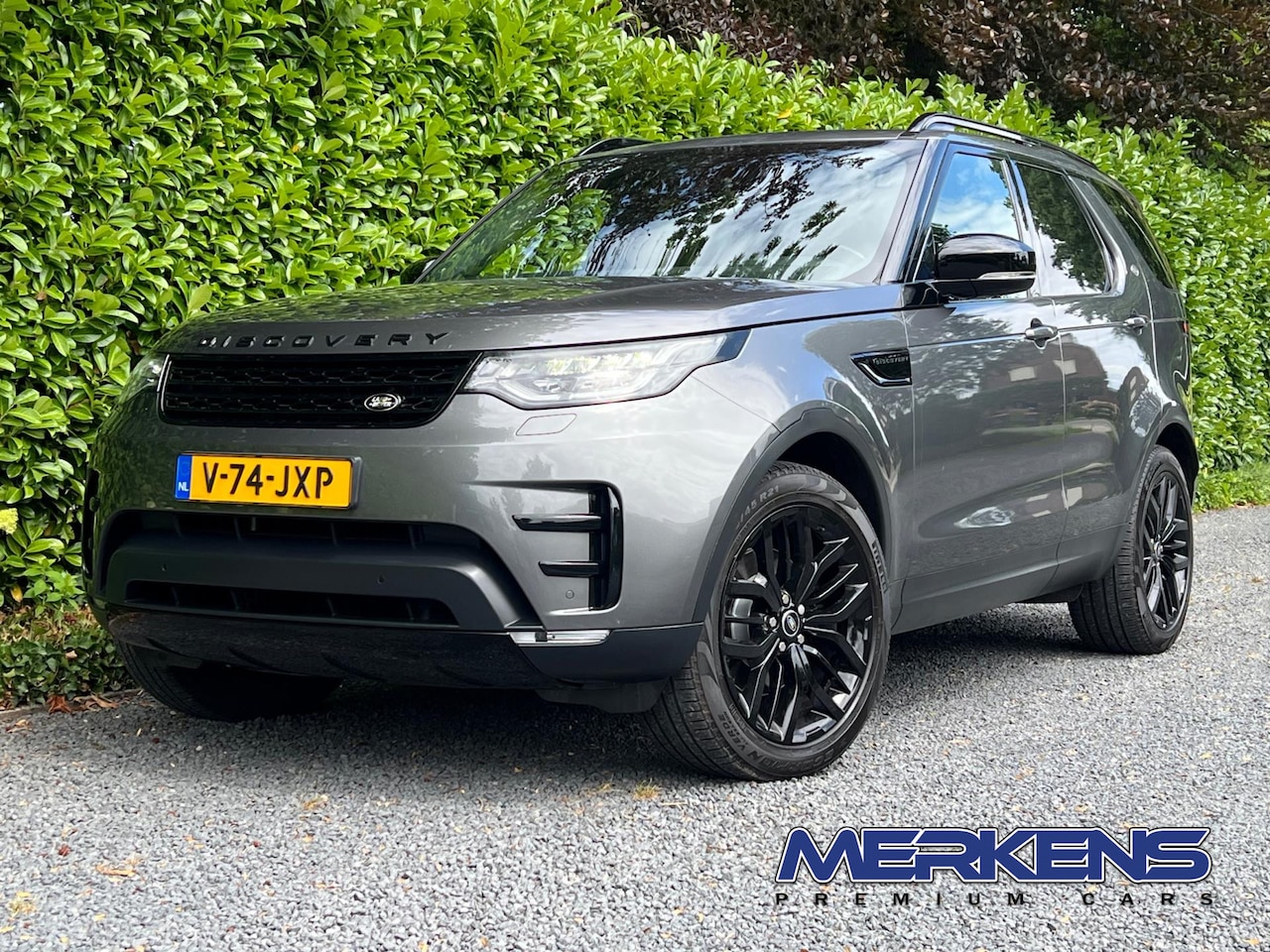 Land Rover Discovery - 5 2.0 Td4 HSE Luxury Grijs Kenteken VAN - AutoWereld.nl