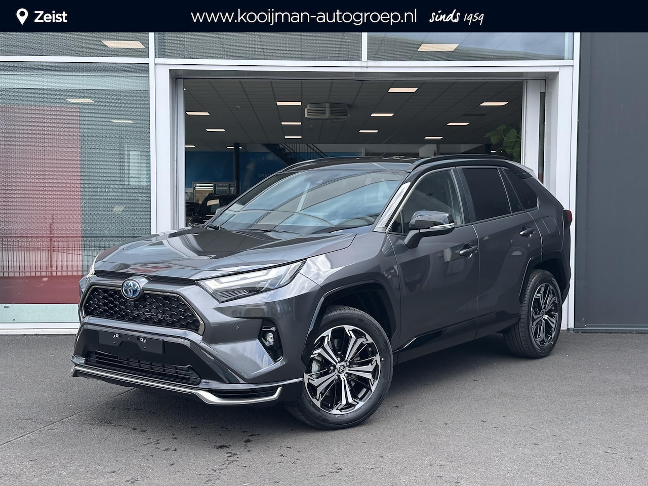 Toyota RAV4 - 2.5 Plug-in Hybrid AWD Bi-Tone Plus NIEUW! Direct leverbaar! Inruilpremie € 750,- ! - AutoWereld.nl