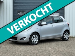 Toyota Yaris - 1.3 VVTi Aspiration AUTOMAAT / CLIMA / APK