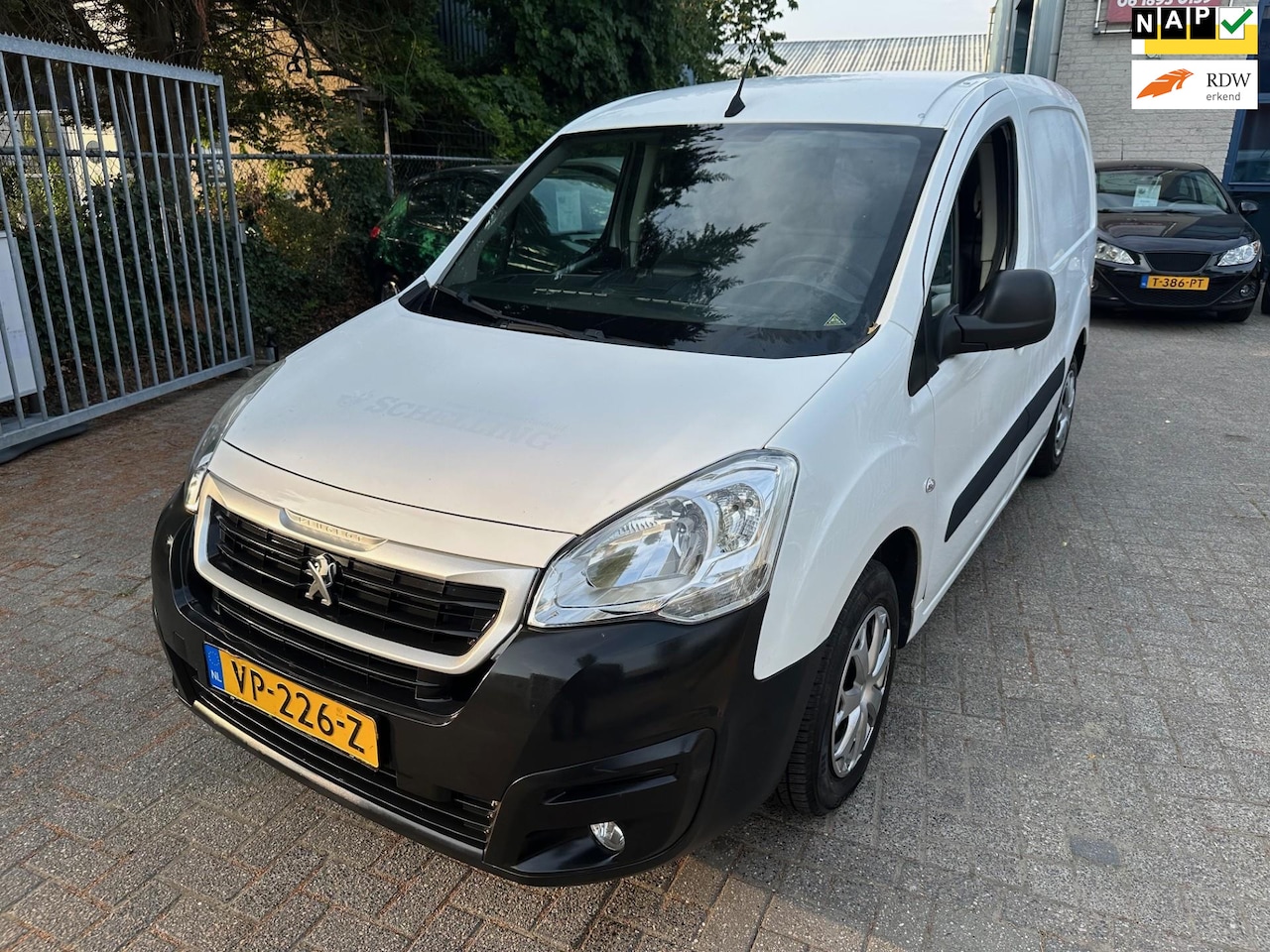 Peugeot Partner - 120 1.6 HDi 90 L1 XR 120 1.6 HDi 90 L1 XR, Navigatie, Airco, Cruise Control, Apk 09/2026 - AutoWereld.nl