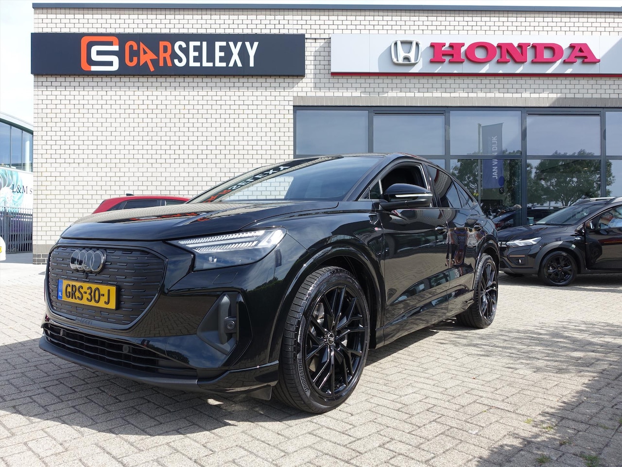 Audi Q4 Sportback e-tron - 45 e-tron 77kWh 286pk quattro S Edition 21 INCH LM-Velgen Zwart BTW Auto - AutoWereld.nl