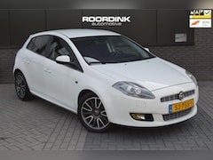 Fiat Bravo - Cruise|Navi|Xenon|Alcantara|2e eigenaar