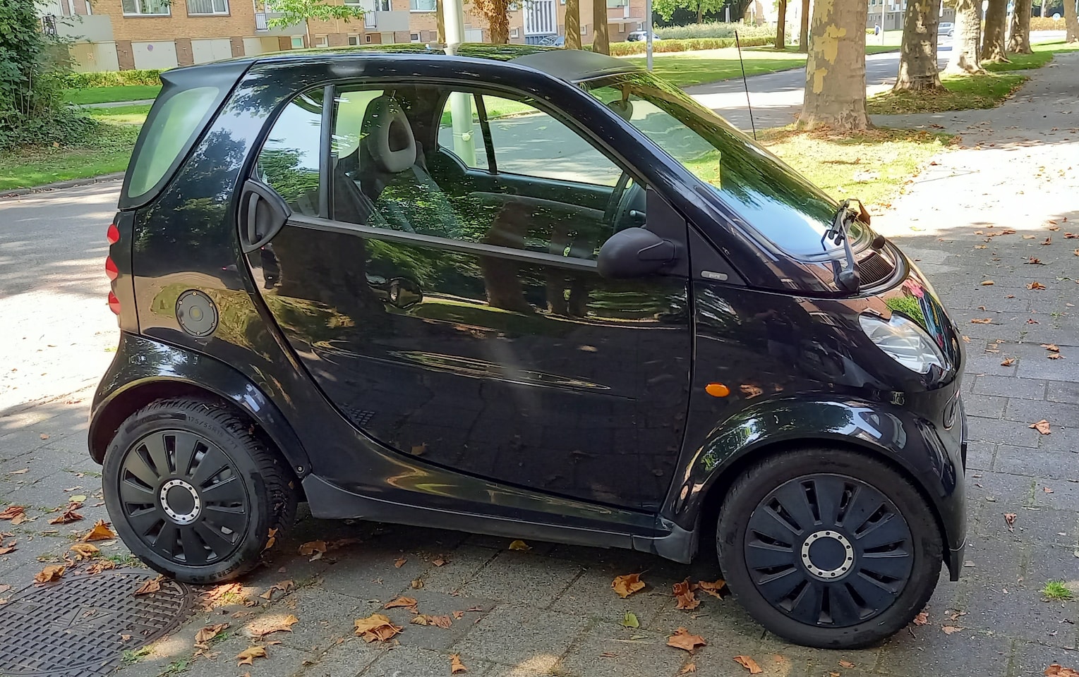 Smart City-coupé - smart & pulse Smart 0.7 City Coupe 45KW 2003 Zwart APKsept'26 - AutoWereld.nl