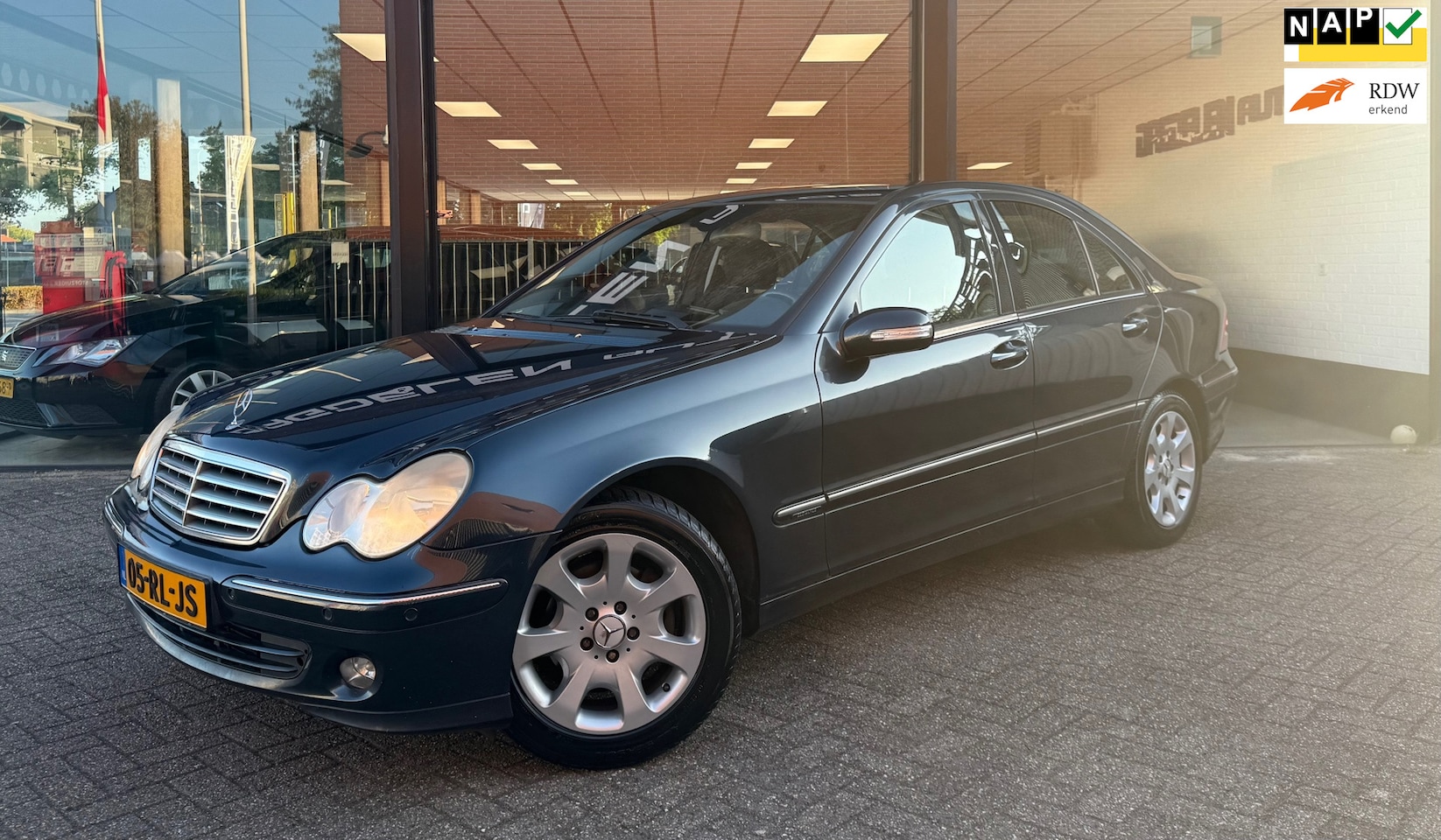 Mercedes-Benz C-klasse - 200 Kompressor Elegance AUTOMAAT NAVI CRUISE PDC - AutoWereld.nl