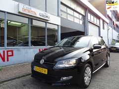 Volkswagen Polo - 1.4-16V Highline