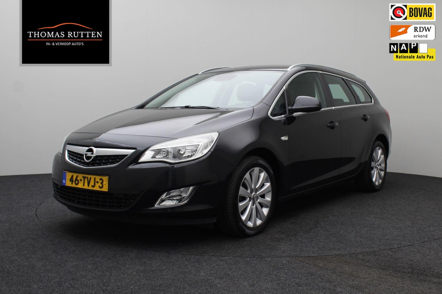 Opel Astra Sports Tourer - 1.4 Turbo Cosmo 2012 NAP | Navigatie | Stoelverwarming | Climate control | Stuurverwarming - AutoWereld.nl