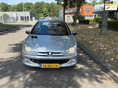 Peugeot 206 - 1.4 Quiksilver