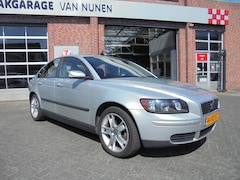Volvo S40 - 1.8 Momentum||komt met nw.APK||