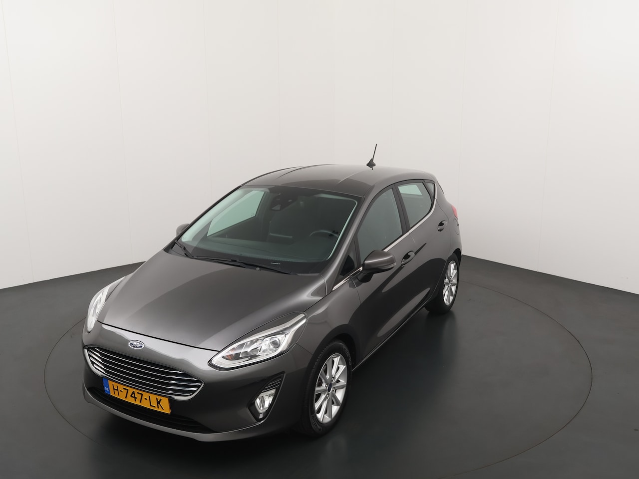 Ford Fiesta - 100pk EcoBoost Titanium | Trekhaak I Automaat I Climate I Parkeersensoren achter - AutoWereld.nl