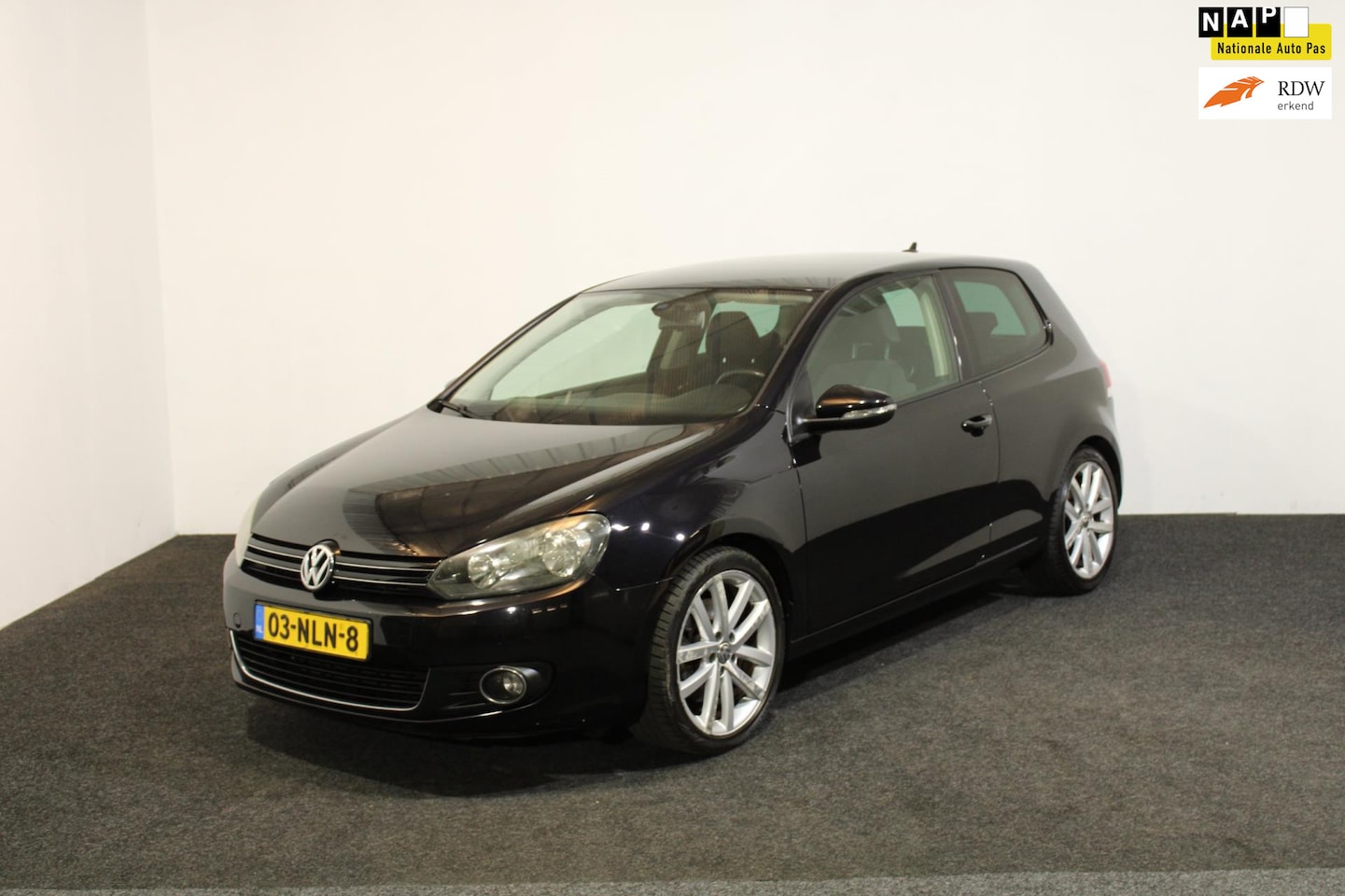Volkswagen Golf - 1.4 TSI Highline -Rijk uitgerust|Nieuwe APK & afleverbeurt inbegrepen. Garantie pakket mog - AutoWereld.nl