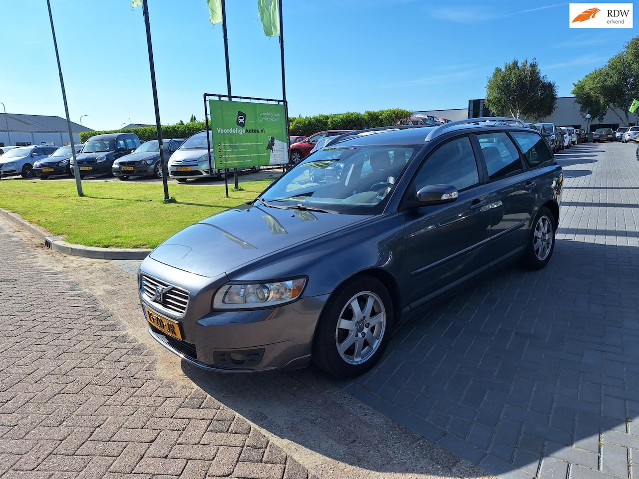 Volvo V50 - 2.0D Edition I / Mooie auto / APK augustus 2026 - AutoWereld.nl