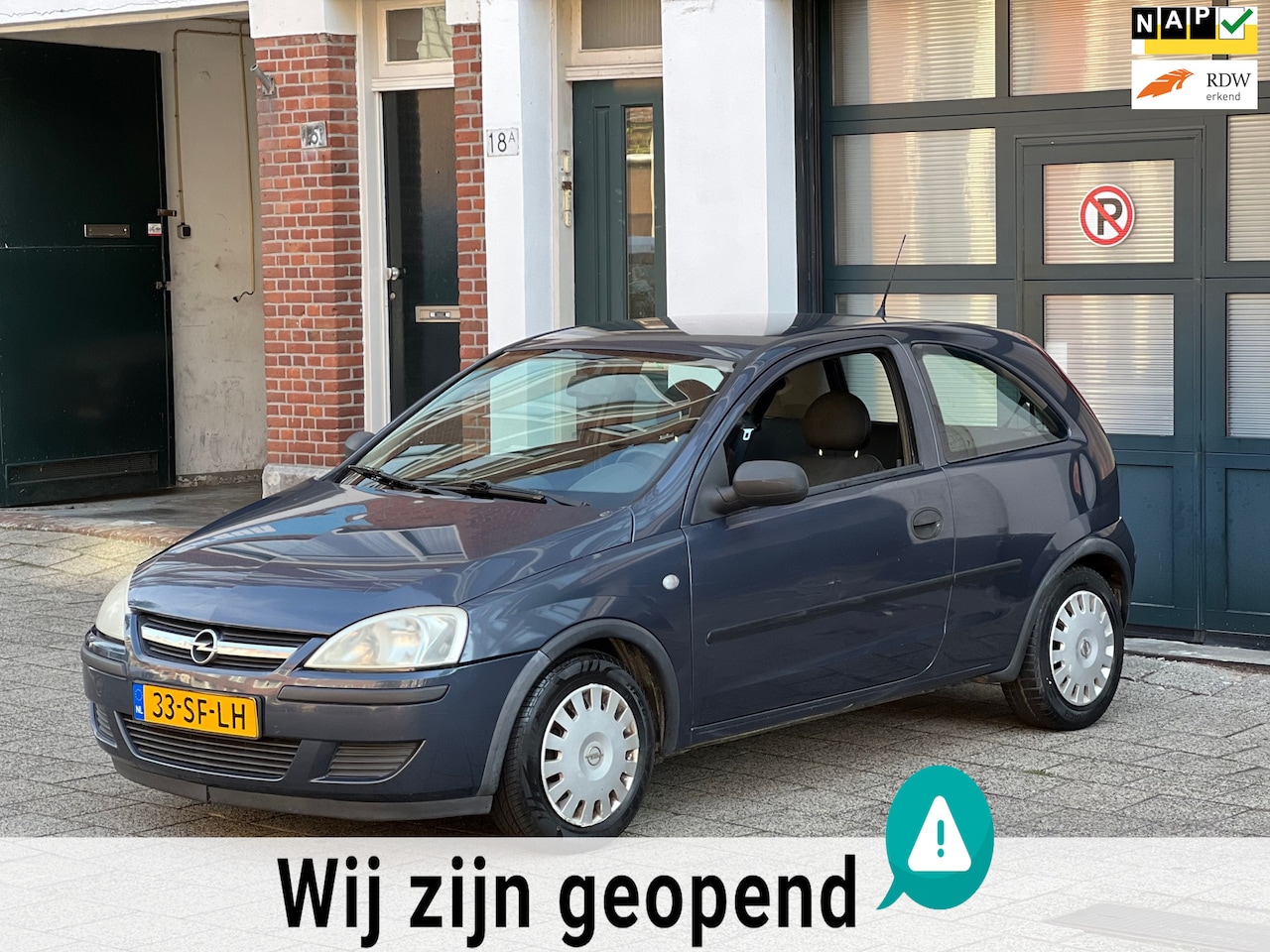 Opel Corsa - 1.2-16V Essentia-1 jaar apk - AutoWereld.nl