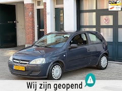Opel Corsa - 1.2-16V Essentia-1 jaar apk