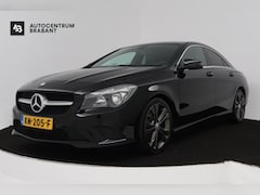 Mercedes-Benz CLA-Klasse - 200 Ambition (ACHTERUITRIJCAMERA, STOELVERWARMING, NAVIGATIE, PARKEERSENSOREN)