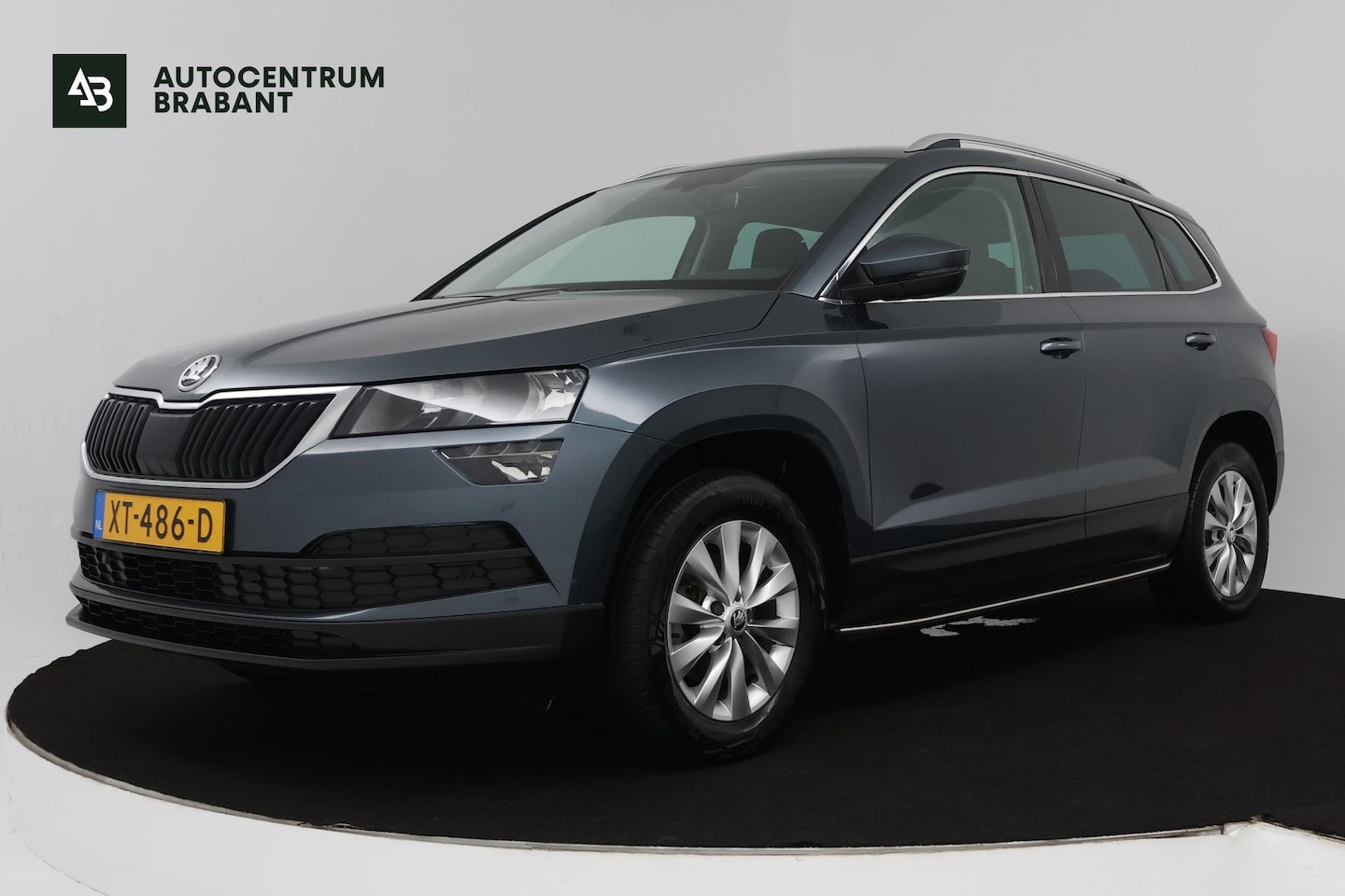 Skoda Karoq - 1.0 TSI Clever Edition (DIGITALE COCKPIT, STOELVERWARMING, ACHTERUITRIJCAMERA, AUTOMAAT, C - AutoWereld.nl