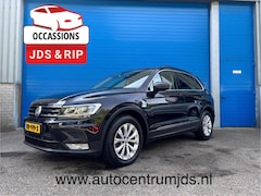 Volkswagen Tiguan - 1.4 TSI ACT Comfortline Business