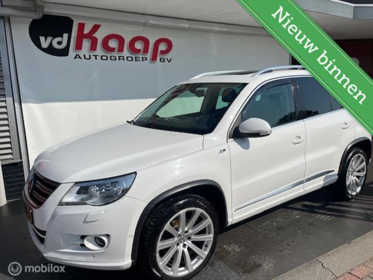 Volkswagen Tiguan - 2.0 TDI 4M R-LINE - AutoWereld.nl