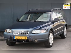 Volvo V70 Cross Country - 2.4 T Geartronic Ocean Race Leer/17"inch lmv/Apk 04-2026