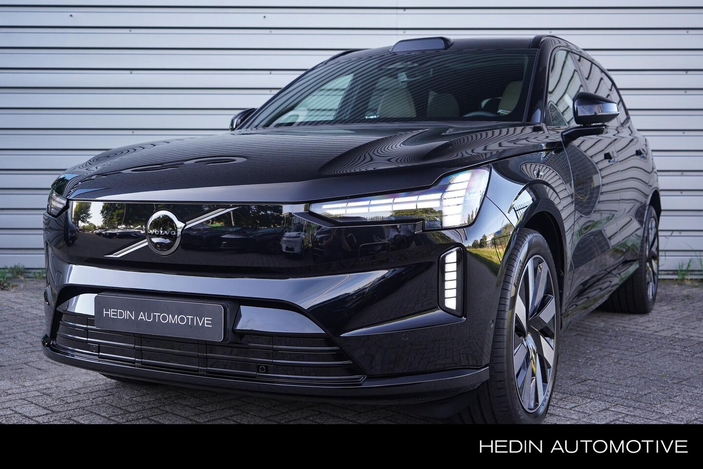 Volvo EX90 - Twin Motor Ultra 7p. 111 kWh | Actieve luchtvering met FOUR-C | Bowers & Wilkins audiosyst - AutoWereld.nl