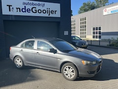 Mitsubishi Lancer Sports Sedan - 1.8 Inform