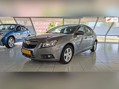 Chevrolet Cruze - 1.6 LT airco/bluetooth/cruise