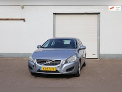 Volvo S60 - 2.0 D3 Momentum