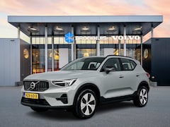 Volvo XC40 - T4 Recharge Plus Dark | 18" | Trekhaak | Leder/Nubuck | Harman Kardon | 360 Camera | Stoel