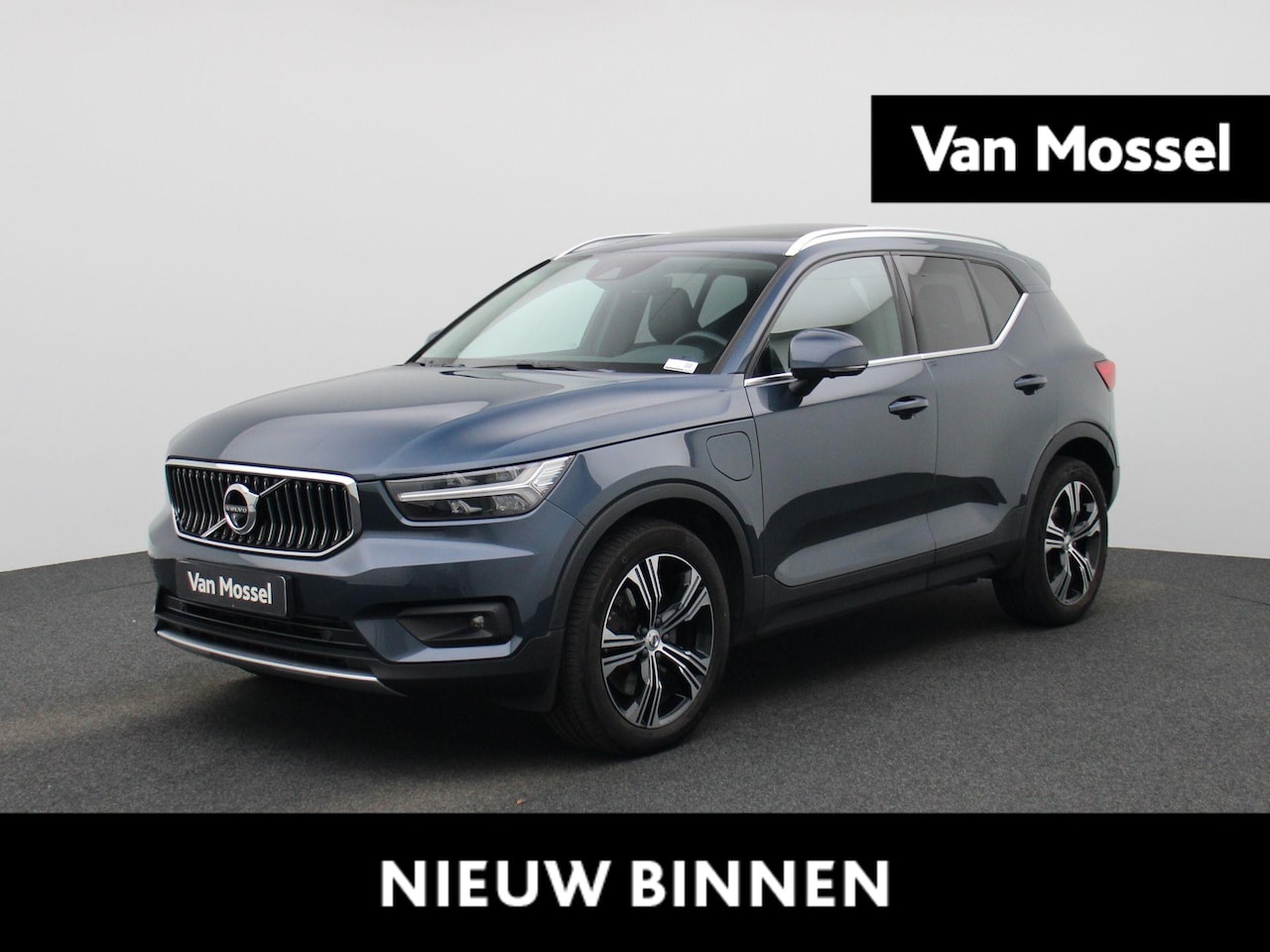 Volvo XC40 - 1.5 T4 Recharge Inscription Expression AUTOMAAT | PANORAMADAK | ADAPTIEVE CRUISE | LEDEREN - AutoWereld.nl